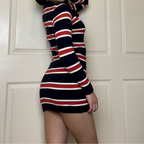 Red, White, & Navy Blue Striped Long-Sleeve Bodycon Sweater Dress | Divided - Picture 3 of 5